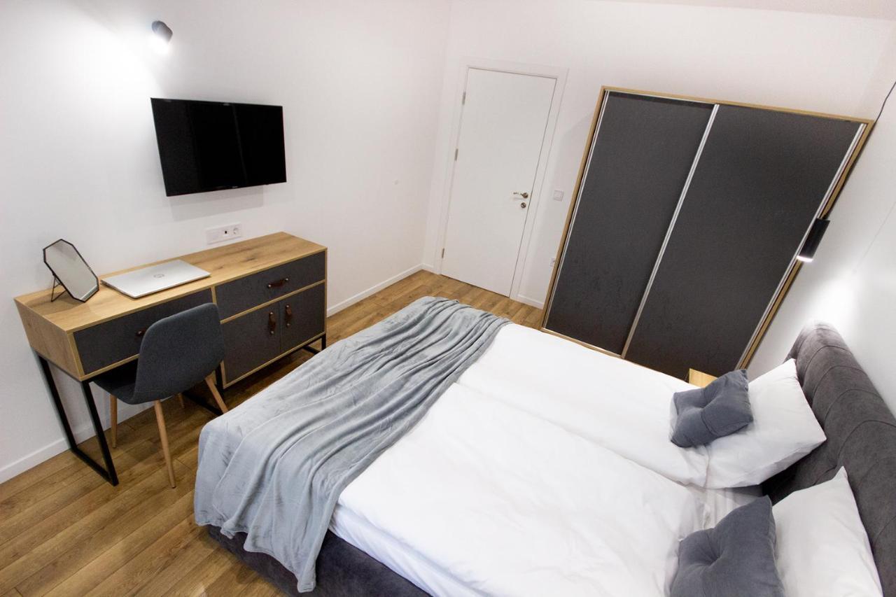 Eliya By Rv Apartments - Free Parking Varna Buitenkant foto